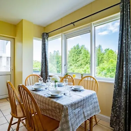 Apartment 74 - Affordable 3 Bed With Parking
