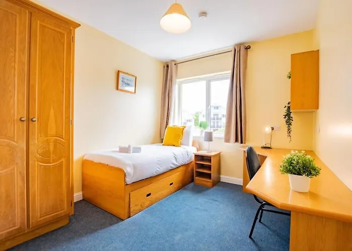 Appartamento 74 - Affordable 3 Bed With Parking *